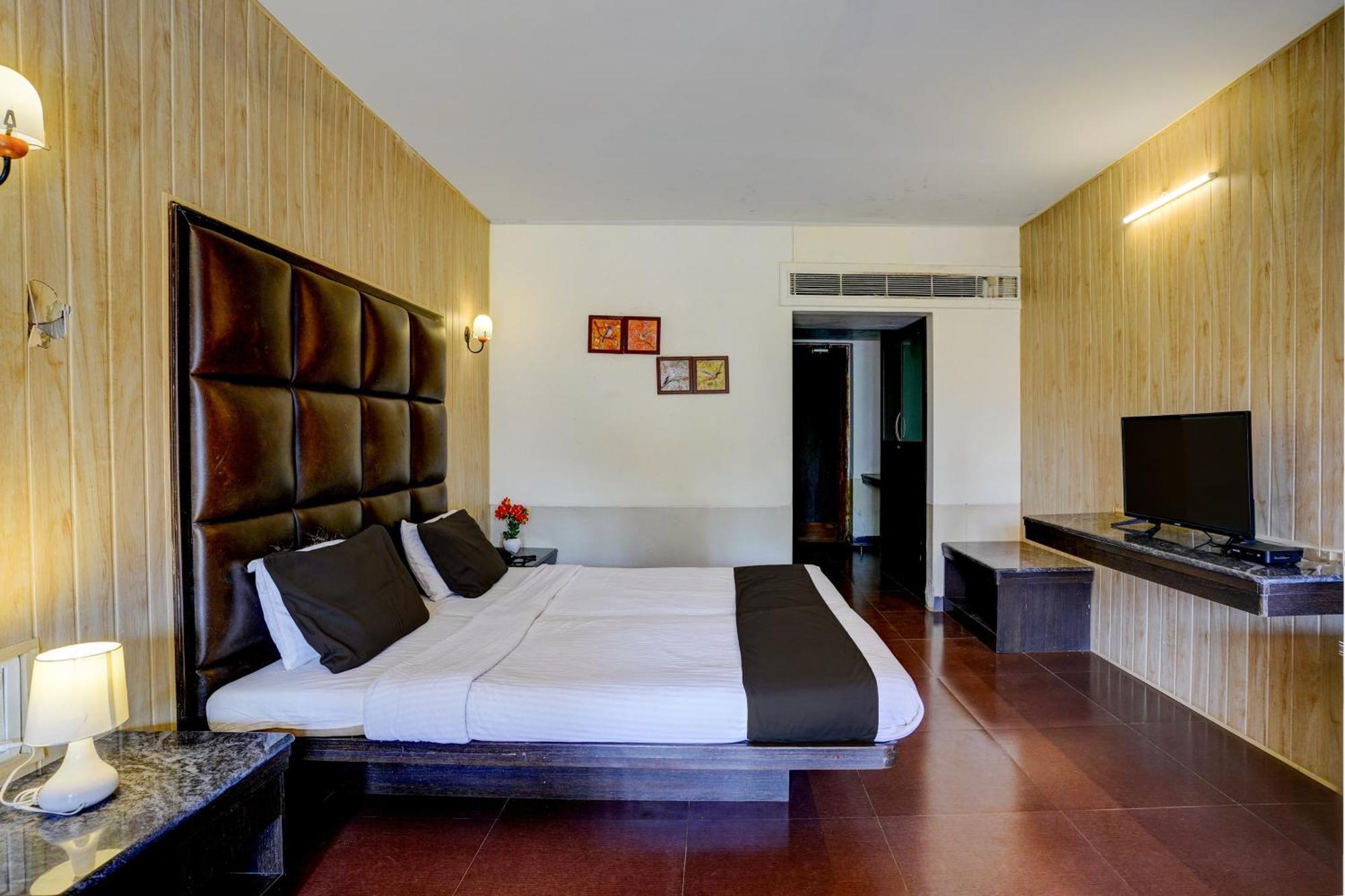 Collection O Martins Inn Arnalapada ภายนอก รูปภาพ